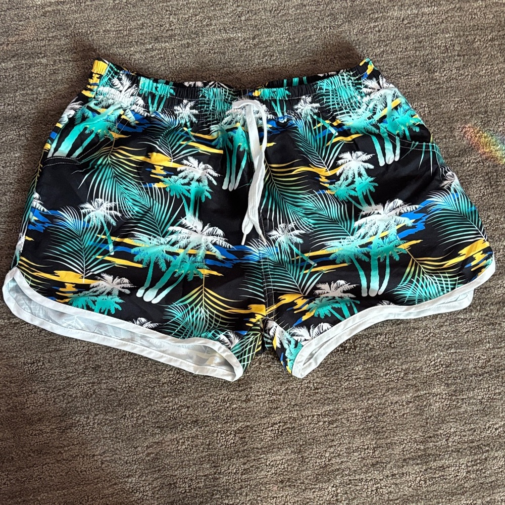 Tropical Vibes Women's Athletic Shorts